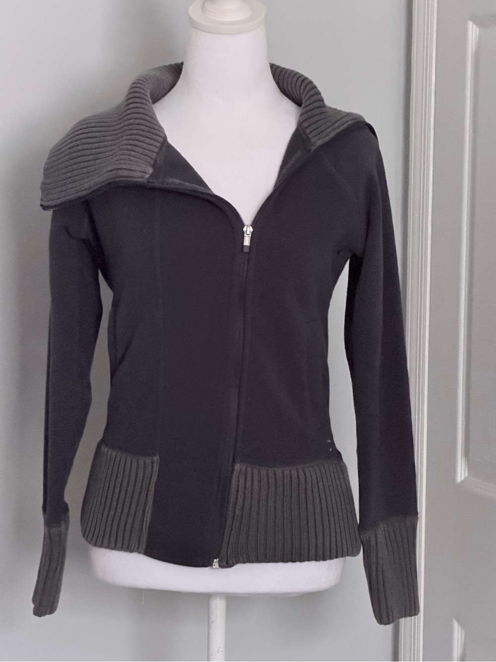 GapBody Gray Fleece Zip Jacket Rib Knit Shawl Collar Sweater Jacket XS